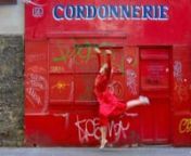 uneminutededanseparjour.com nn19h47, 14 rue Bobillot, Paris 13e. Cette petite cordonnerie, nichée entre deux immeubles, est fermée depuis quelques années.nn7:47 p.m., 14 Bobillot street, Paris 13e. nThis small shoe shop, nestled between two buildings, has been closed for a few years.nnFor others contents :.nPour d’autres contenus :ninstagram : @oneminuteofdanceadaynfacebook : Une minute de danse par journSite :http://www.uneminutededanseparjour.comnn///Une journée sans danser est une journ