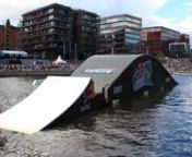 15,000 wakeboard fans at Margellan-Terassen in Hamburg witnessed the victory of Raph Derome (CAN) on the UNIT Parktech Wakeboardroller. Nico von Lerchenfeld (GER) won the