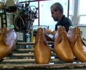 When ordinary shoes just aren’t up to the job, there’s always an Emma shoe that is.nnEmma Safety Footwear kan bouwen op ruim 83 jaar ervaring in de veiligheidsschoenen branche en combineert deze ervaring met de techniek en trends van dit moment. nOnze oorsprong ligt in de Limburgse mijnen, waarbij de gewonde / invalide mijnwerkers alternatief werk werd aangeboden door extra verstevigende schoenen te repareren en maken.nnMomenteel maken wij vooruitstrevende veiligheidsschoenen voor 9 geselect