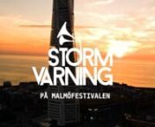I år kommer Stormvarning till Malmöfestivalen den 19 augusti för att ge alla skånebor och förbipasserande möjligheten att komma och lyssna på fantastiska artister, intressanta forskare och entreprenörer för att tillsammans tillägna vår tids största fråga allt fokus! Tillsammans kan vi skapa en mer hållbar framtid.nnKom och visa att du står upp för en hållbar framtid och kräver beslutsfattande där klimatet prioriteras.nVi är den första generationen som riktigt förstår vidde