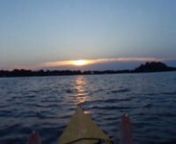 This is what kayaking is all about: a breeze going between your toes. Thanks, Gunda the Super Guide for this great video!