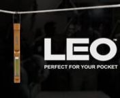The LEO™ is an amazingly versatile pocket light. Fully dimmable and equipped with Memory Power Setting, the LEO’s work light and spot light pivot and rotate to direct the light wherever you need it. A pocket clip, magnetic base and a kick stand / hanging hook give the LEO endless options of hands-free lighting. nnPurchase link:https://www.nebotools.com/prod_details.php?id=508 hold to dimnnBATTERIESn• Powered by 3 AAA batteries (included)nnSPECSn• 0.7 lbs.n• Length: 6.625” / Extende