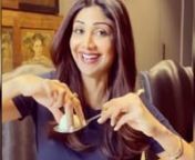 ‘Garam rasgulle kabhi khaye hai aapne?’: Shilpa Shetty Kundra takes us through a mouth-watering delish as she relishes them; Check out her love for desserts! The mother of two is one of the fittest actresses in Bollywood. She follows a stringent diet through the week but lets loose on Sunday, her designated cheat day. On one of her ‘Sunday binges’, she indulged her sweet tooth into eating ‘garam rasgullas’. The actress enjoys the famous Bengali sweet dish her way. In the video shared