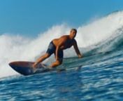 Garçon dont nous vous parlions il y a quelques semaines, le français Alexis Bergot coule des jours heureux à Bali en Indonésie où il enchaîne les sessions en SUP surfing dès qu’il en a l’occasion.nLa preuve en images dans cette nouvelle production réalisée sur le spot d’Impossibles et une gauche longue à souhait qui en fera, à coup sûr, rêver plus d’un !nnPlus d&#39;infos sur https://www.supjournal.com