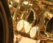 A little test of the Marumi 3x closeup-lens and the GlideTrack. Such closeups will be part of a music video for the Saxophonics saxophone quartet.nSaxophones: Yanagisawa soprano and baritone, Selmer tenor, Keilwerth alto. Music: Saxophonics.net