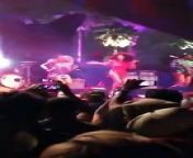 Beyoncé Dances Onstage with Solange at Coachella &#60;br/&#62;