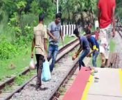 \ from visakhapatnam to pondicherry train