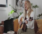 ELLIE HOLCOMB - ALL OF MY DAYS - PSALM 23 (ACOUSTIC) (All Of My Days - Psalm 23)&#60;br/&#62;&#60;br/&#62; Composer Lyricist: Elizabeth Holcomb&#60;br/&#62; Film Director: Andre Williams&#60;br/&#62; Producer: Brown Bannister, Jac Thompson&#60;br/&#62;&#60;br/&#62;© 2024 Full Heart Music, LLC., under exclusive license to Capitol CMG, Inc.&#60;br/&#62;