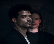 Jam Reiderson Imitate Loustat's Season 1 Poster Pose (No Watermark) - Interview with the Vampire (2022) Season 2 - Jacob Anderson, Sam Reid from reid shan