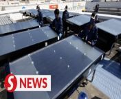 The government is planning on expanding the green energy industry with an eye on the export market once the country’s supply is stable, says Akmal Nasrullah Mohd Nasir.&#60;br/&#62;&#60;br/&#62;The Deputy Energy Transition and Public Water Transformation Minister told the Dewan Rakyat on Tuesday (March 12).&#60;br/&#62;&#60;br/&#62;Read more at https://tinyurl.com/3tc6a8zz&#60;br/&#62;&#60;br/&#62;WATCH MORE: https://thestartv.com/c/news&#60;br/&#62;SUBSCRIBE: https://cutt.ly/TheStar&#60;br/&#62;LIKE: https://fb.com/TheStarOnline