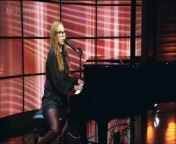 Tori Amos performing live Trouble&#39;s Lament on Live With Kelly &amp; Michael