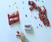 Kids try an assortment of popular candies from the 1920s until today, including Jujyfruits, salted nut rolls, Pop Rocks, Big League Chew, Gushers, and More.