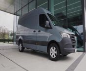 Mercedes-Benz Vans wants to further expand its position as a leading manufacturer of premium vans. In doing so, the company is consolidating a decisive competitive advantage: the customised diversity of its portfolio for commercial and private use – offering a range of fully electric and conventionally powered vehicles in the small, midsize, and large van segments. The introduction of the modular and scalable Van Electric Architecture (VAN.EA) from 2026 marks the gradual transition to a focused premium strategy for commercial vans. The new Vito, eVito, Sprinter and eSprinter light commercial vehicles are a key step on this journey. They offer more comfort, safety, and functionality, especially thanks to a plus in intelligent, digital networking. This sets the course for further growth at the upper end of their respective segments.