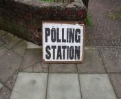 Portsmouth polling station as city gripped by local election fever from kayak paddle grips