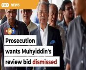 A preliminary objection notice says the former prime minister’s review bid is frivolous and an abuse of court process.&#60;br/&#62;&#60;br/&#62;Read More: https://www.freemalaysiatoday.com/category/nation/2024/04/03/prosecution-seeks-to-strike-out-muhyiddins-review-bid/&#60;br/&#62;&#60;br/&#62;Laporan Lanjut: https://www.freemalaysiatoday.com/category/bahasa/tempatan/2024/04/03/pendakwaan-mohon-batal-semakan-muhyiddin/&#60;br/&#62;&#60;br/&#62;Free Malaysia Today is an independent, bi-lingual news portal with a focus on Malaysian current affairs.&#60;br/&#62;&#60;br/&#62;Subscribe to our channel - http://bit.ly/2Qo08ry&#60;br/&#62;------------------------------------------------------------------------------------------------------------------------------------------------------&#60;br/&#62;Check us out at https://www.freemalaysiatoday.com&#60;br/&#62;Follow FMT on Facebook: https://bit.ly/49JJoo5&#60;br/&#62;Follow FMT on Dailymotion: https://bit.ly/2WGITHM&#60;br/&#62;Follow FMT on X: https://bit.ly/48zARSW &#60;br/&#62;Follow FMT on Instagram: https://bit.ly/48Cq76h&#60;br/&#62;Follow FMT on TikTok : https://bit.ly/3uKuQFp&#60;br/&#62;Follow FMT Berita on TikTok: https://bit.ly/48vpnQG &#60;br/&#62;Follow FMT Telegram - https://bit.ly/42VyzMX&#60;br/&#62;Follow FMT LinkedIn - https://bit.ly/42YytEb&#60;br/&#62;Follow FMT Lifestyle on Instagram: https://bit.ly/42WrsUj&#60;br/&#62;Follow FMT on WhatsApp: https://bit.ly/49GMbxW &#60;br/&#62;------------------------------------------------------------------------------------------------------------------------------------------------------&#60;br/&#62;Download FMT News App:&#60;br/&#62;Google Play – http://bit.ly/2YSuV46&#60;br/&#62;App Store – https://apple.co/2HNH7gZ&#60;br/&#62;Huawei AppGallery - https://bit.ly/2D2OpNP&#60;br/&#62;&#60;br/&#62;#FMTNews #MuhyiddinYassin #HighCourt